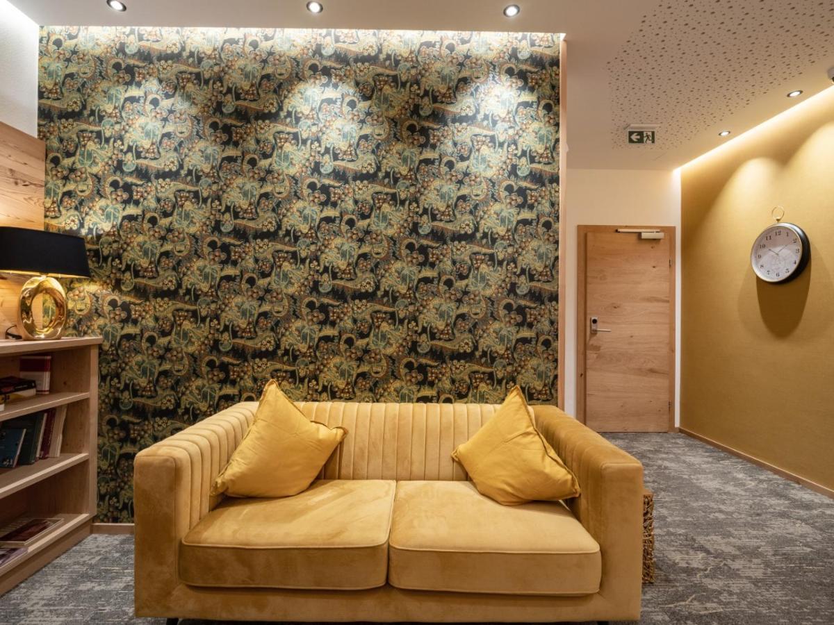 Alma Appartements Mayrhofen Ngoại thất bức ảnh